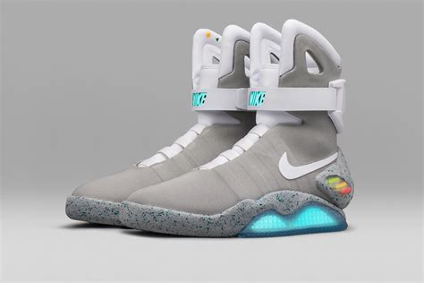 nike air mag replica review|air mags self lacing.